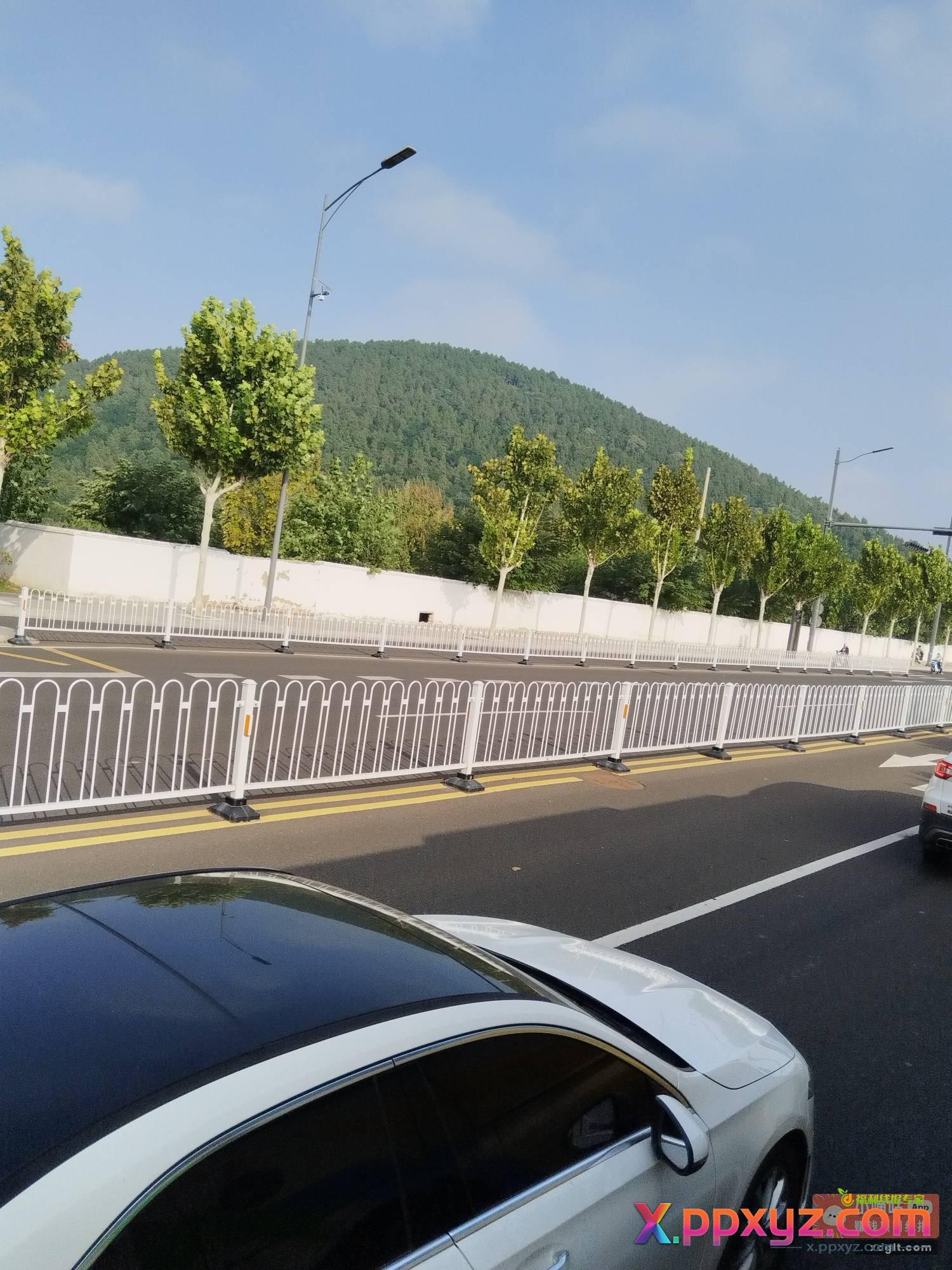 蓝天白云 秋高气爽 秋风拂面 - PPXYZ资源网