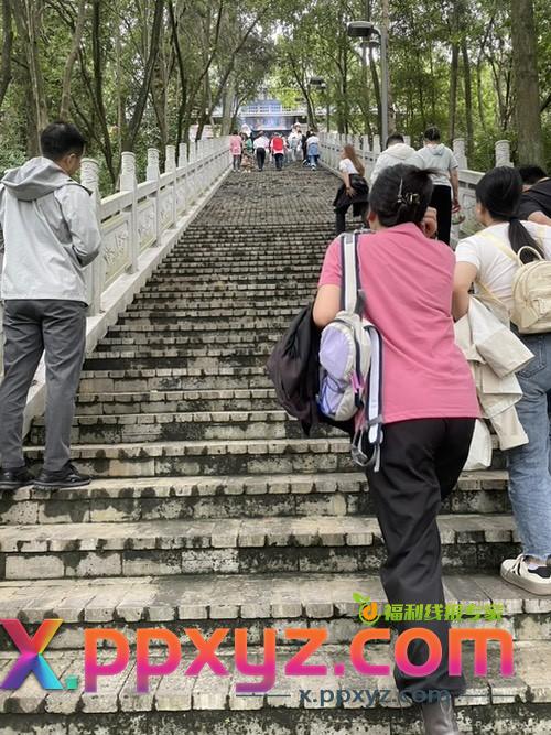 吧友们，来看照片猜成都地点了（如图） - PPXYZ线报