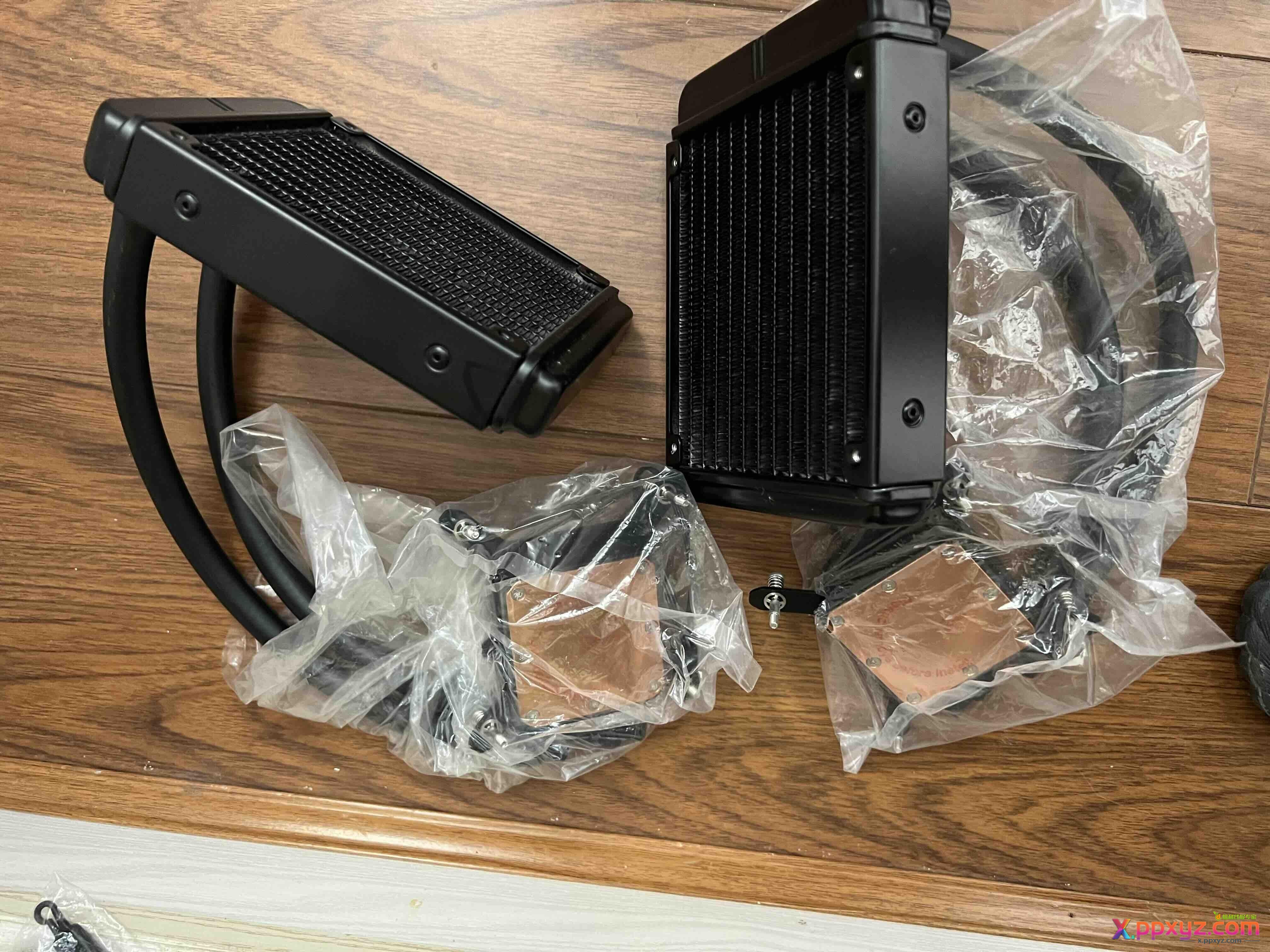 双路主机，二个cpu四热管加4个机箱风扇有时还过热死机，要不要换2个120水冷 - PPXYZ线报