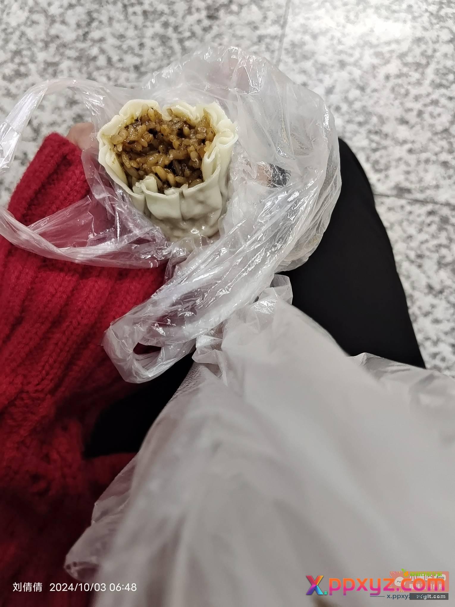 刘倩倩快递分享 除了那个娃娃是中奖的 - PPXYZ资源网